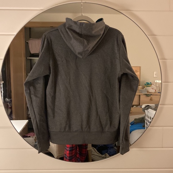 Women’s Under Armor Hoodie - Picture 2 of 4